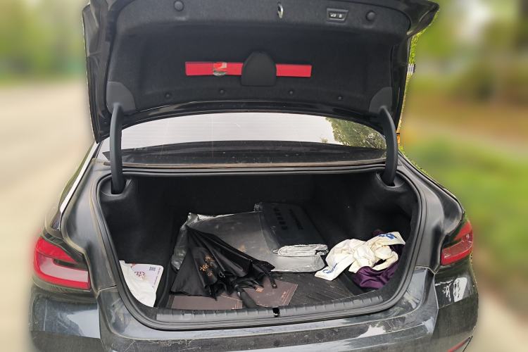 Used BMW 5 Series 2022 530Li Leading Model M Sport Package Trunk