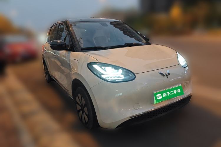 Used Wuling Bingo 2023 410 km Lingxi Deluxe Edition
