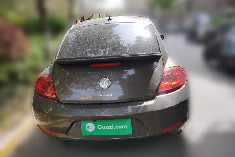 Used Volkswagen Beetle 2015 180TSI model
