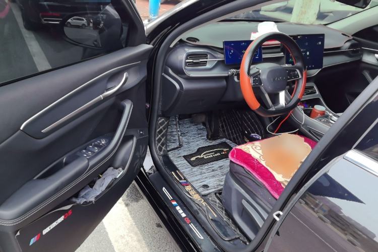 Used BYD Destroyer 05 2024 Honor Edition DM-i 120KM Luxury Model
