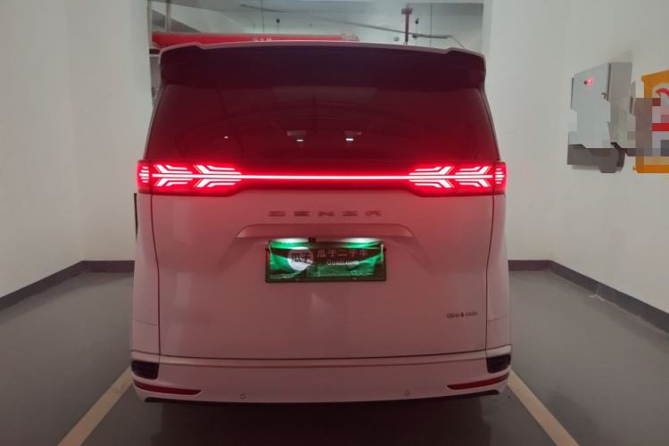 Used Denza D9 2022 DM-i 970 Four-Wheel Drive Prestige Model
