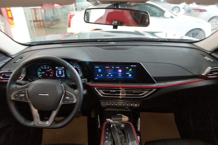 Used CHANGAN OSHAN X5 2023 Enjoy Edition 1.5T DCT Luxury Model Center Console