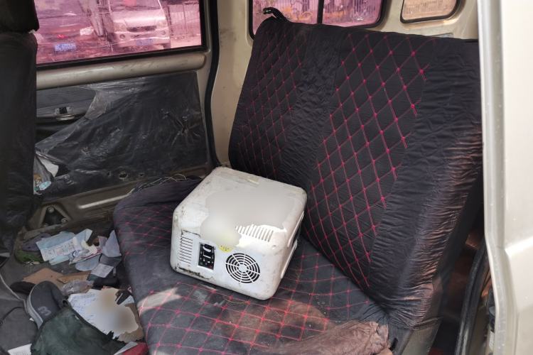 Used Wuling Rongguang 2012 1.5L Extended Basic Version Left Rear Seat