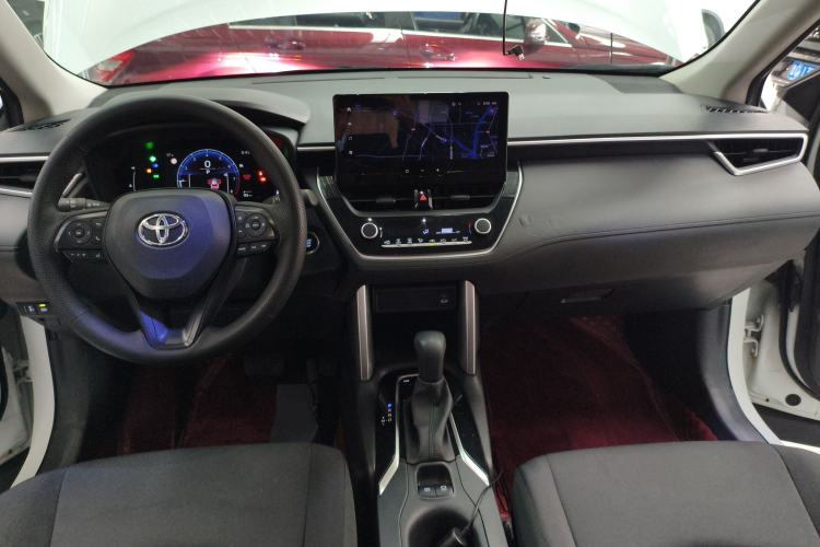 Used Toyota Corolla Cross 2023 2.0L Elite Edition Center Console