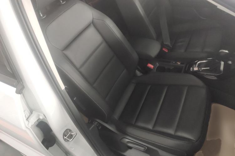 Used Volkswagen T-ROC 2020 280TSI DSG Two-Wheel Drive Comfort Version