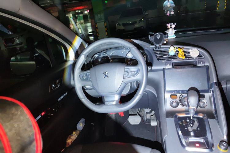 Used Peugeot 3008 2016 2.0L Automatic Trend Edition Steering Wheel