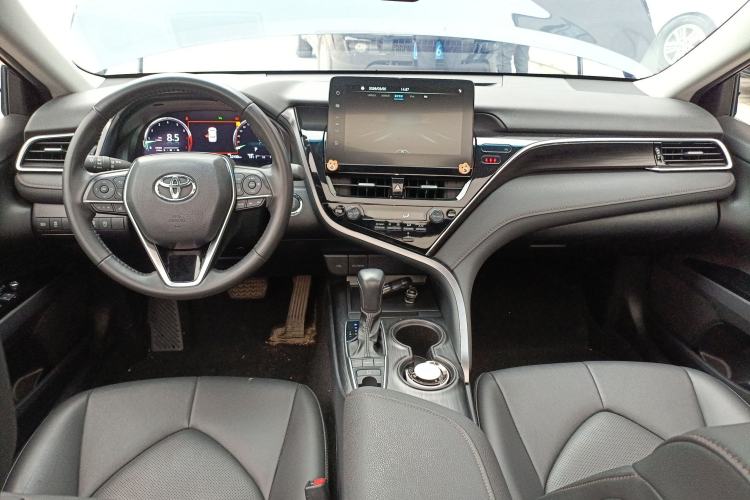 Used Toyota Camry 2021 2.5G Luxury Edition Center Console