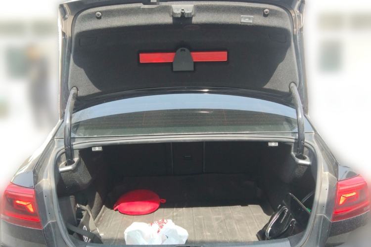 Used Volkswagen Magotan 2020 330TSI DSG Luxury Edition Trunk