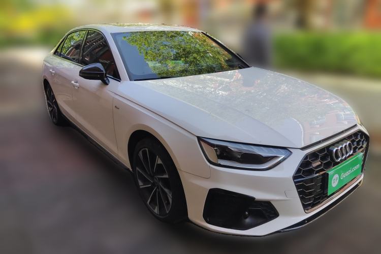 Used Audi A4L 2023 40 TFSI Luxury Dynamic Model Front Right 45 Deg