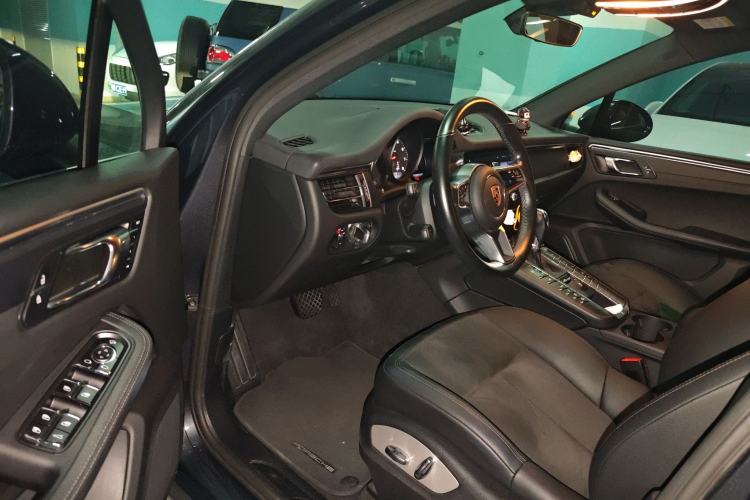 Used Porsche Macan 2018 Macan 2.0T
