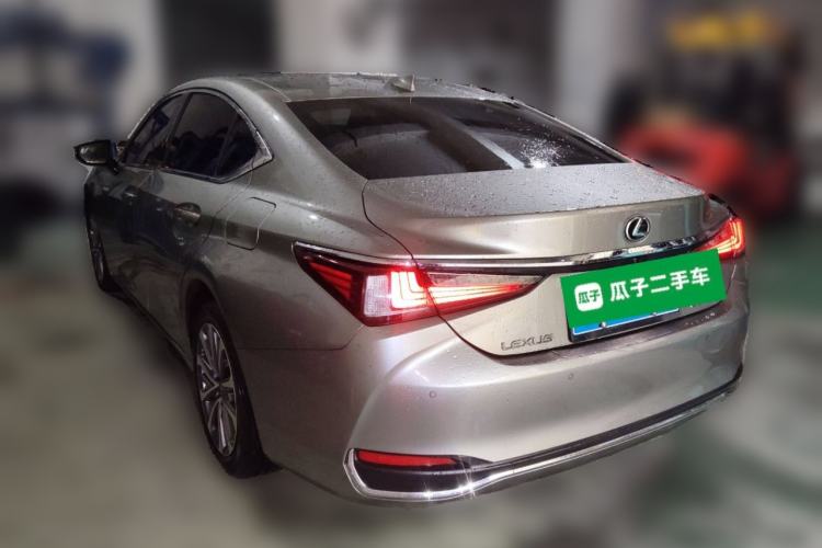 Used Lexus ES 2023 200 Excellence Edition