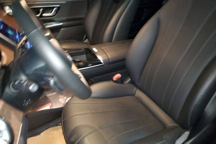 Used Mercedes-Benz EQE 2022 350 Luxury Edition Left Front Seat