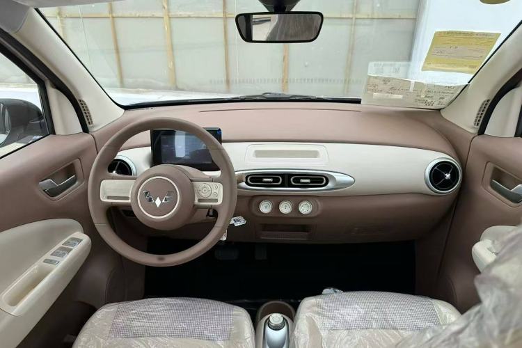 Used Wuling Hongguang MINIEV 2025 Four-Door Version Advanced Edition