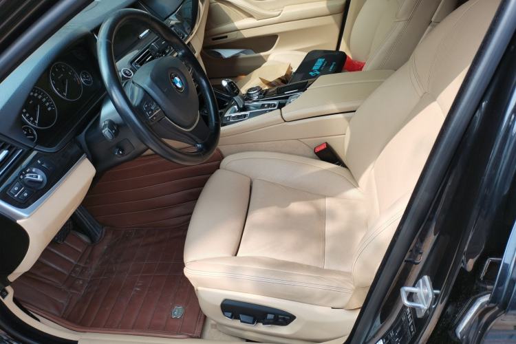 Used BMW 5 Series 2014 530Li Luxury Design Package Left Front Seat