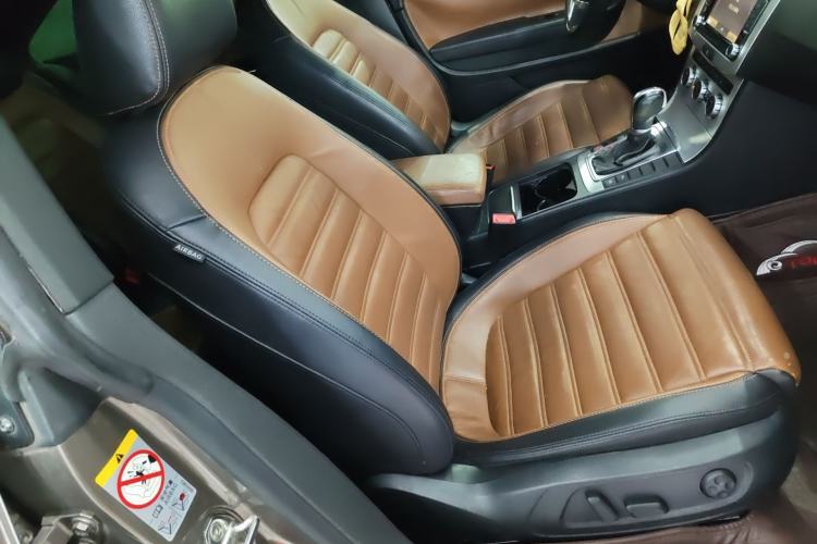 Used Volkswagen FAW-Volkswagen CC 2013 1.8TSI Luxury Model Right Front Seat