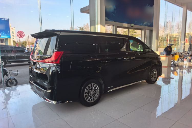 Used Lexus LM 2020 300h Seven-Seat Elegant Edition