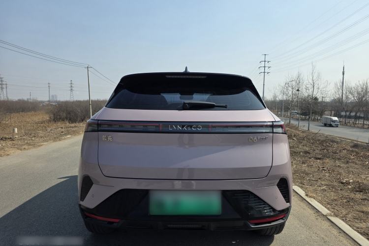 Used Lynk & Co 06 EM-P 2023 EM-P 126 Long-Range Halo Exterior 5