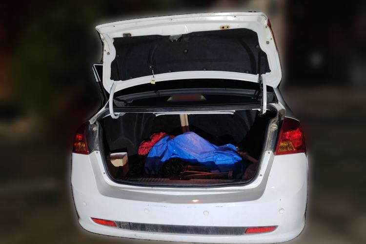 Used Buick Excelle 2013 1.5L Automatic Classic Model Trunk