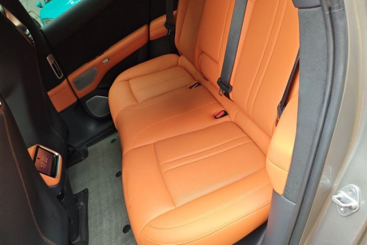 Used Xiaomi Auto YU7 2025 Ultra-Long Range High-Performance All-Wheel-Drive Max Edition
