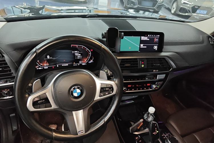 Used BMW X3 2021 xDrive28i M Sport Package Center Console