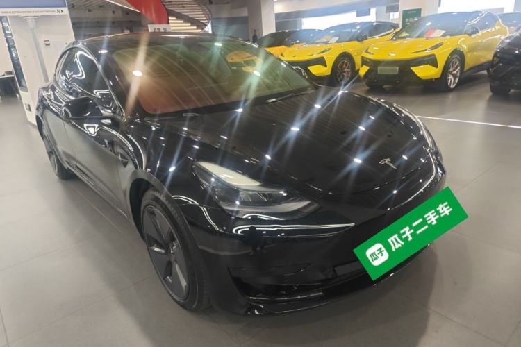 Used Tesla Model 3 2022 Rear-Wheel-Drive Version Front Right 45 Deg