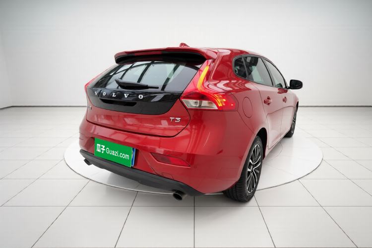 Used Volvo V40 2019 T3 Zhiyi Edition
