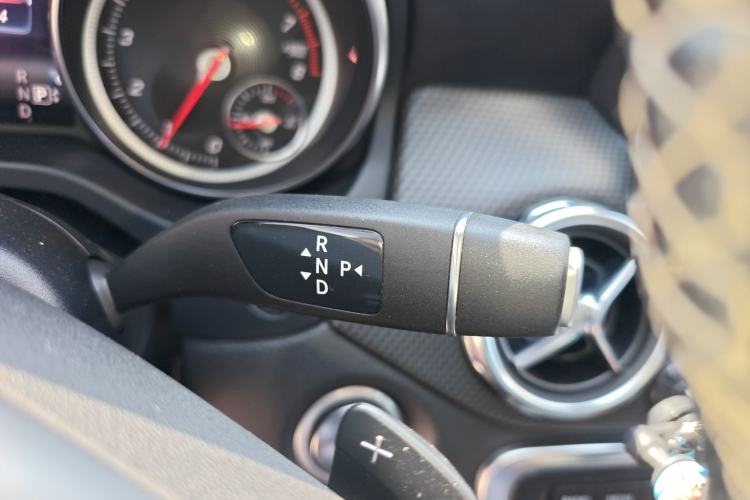 Used Mercedes-Benz GLA 2018 GLA 200 Sport Edition Gear Lever