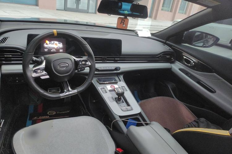 Used GAC Trumpchi EMPOW 2023 270T DCT J15 Version Center Console