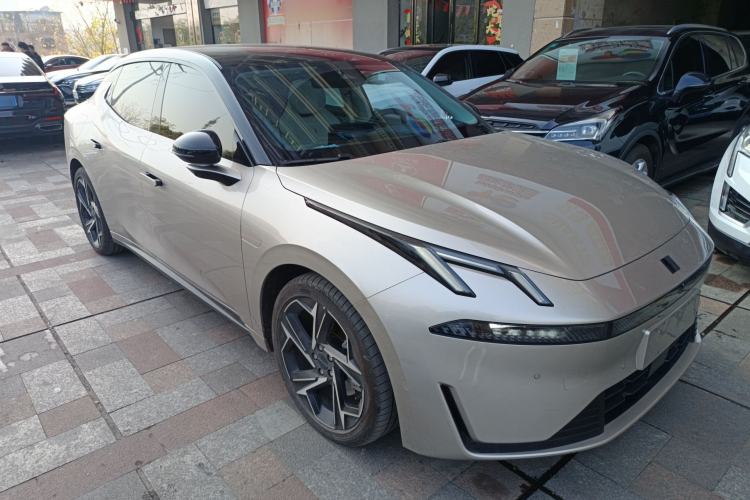 Used Lynk & Co 07 2024 EM-P 126 Long-Range Halo
