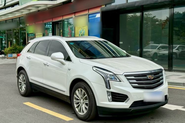 Used Cadillac XT5 2018 25T Luxury Model Exterior 3