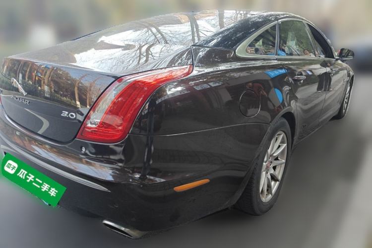 Used Jaguar XJ 2015 XJL 3.0 SC Elegant Business 80th Anniversary Limited Edition Rear Right 45 Deg