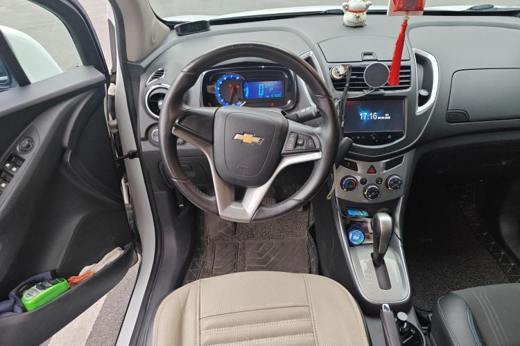 Used Chevrolet Trax 2016 1.4T Automatic Two-Wheel Drive Luxury Version Steering Wheel