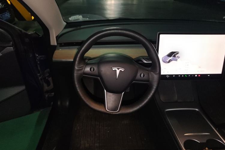 Used Tesla Model 3 2022 Rear-Wheel-Drive Version