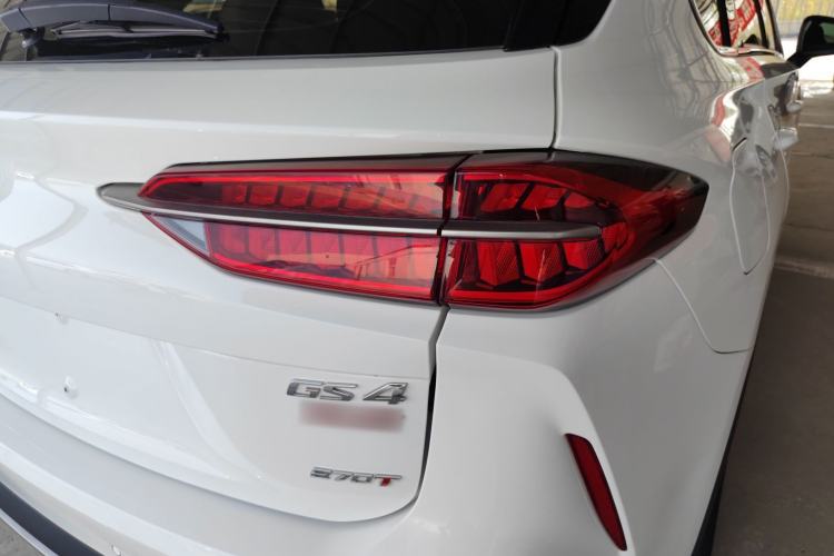 Used GAC Trumpchi GS4 PLUS 2021 270T Automatic Galaxy Edition Right Rear Taillight