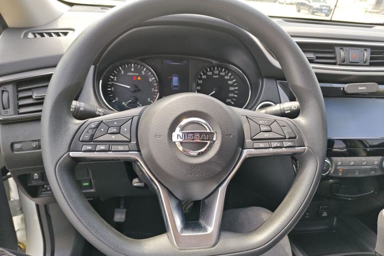 Used Nissan X-Trail 2017 2.0L CVT Comfort Edition 2WD Steering Wheel