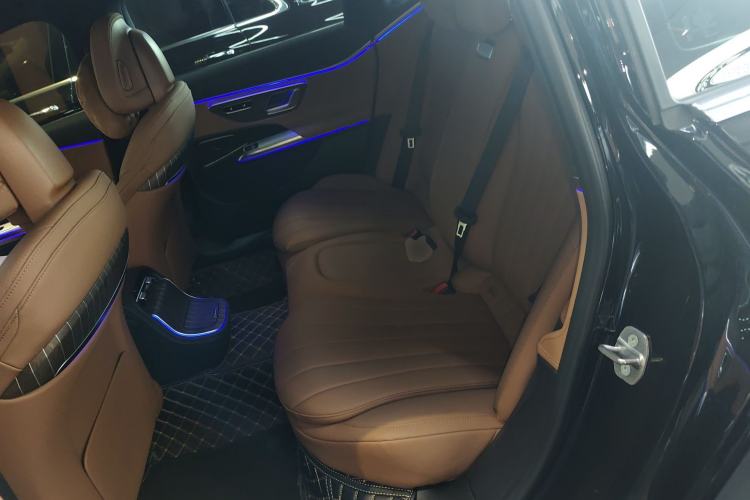 Used Mercedes-Benz E-Class 2024 Refresh E 300 L Stylish Edition Left Rear Seat