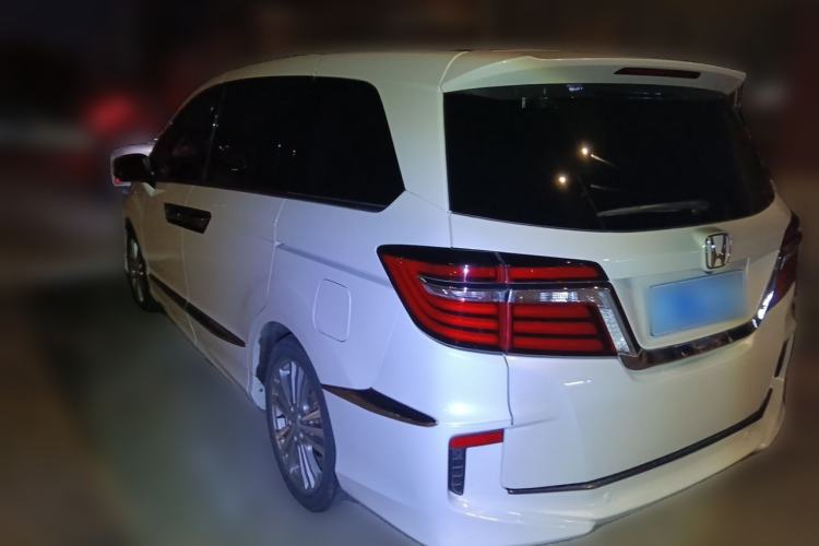 Used Honda Elysion 2016 2.4L Luxury Edition