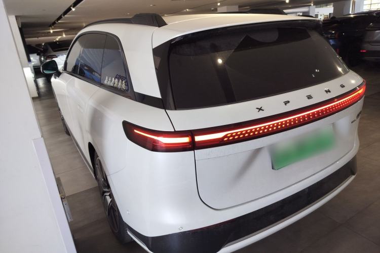 Used XPeng G9 2022 650 Performance Edition Max Rear Left 45 Deg