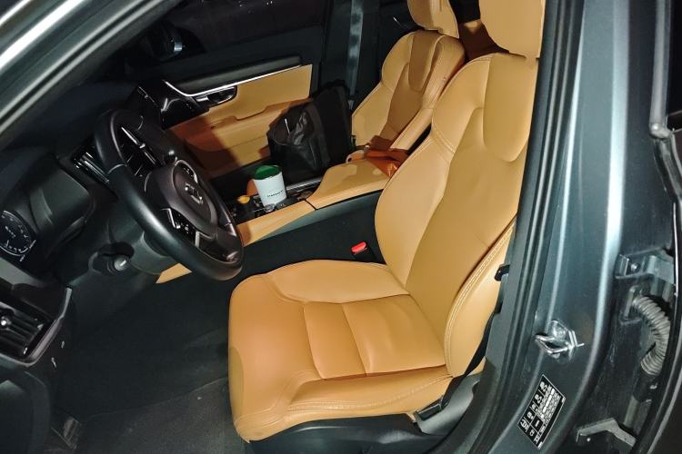 Used Volvo V90 2020 Facelifted Cross Country T5 AWD Zhiyuan Edition