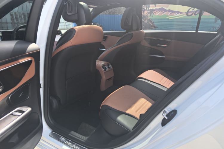 Used Mercedes-Benz C-Class 2022 C 260 L Sport Edition Gear Lever