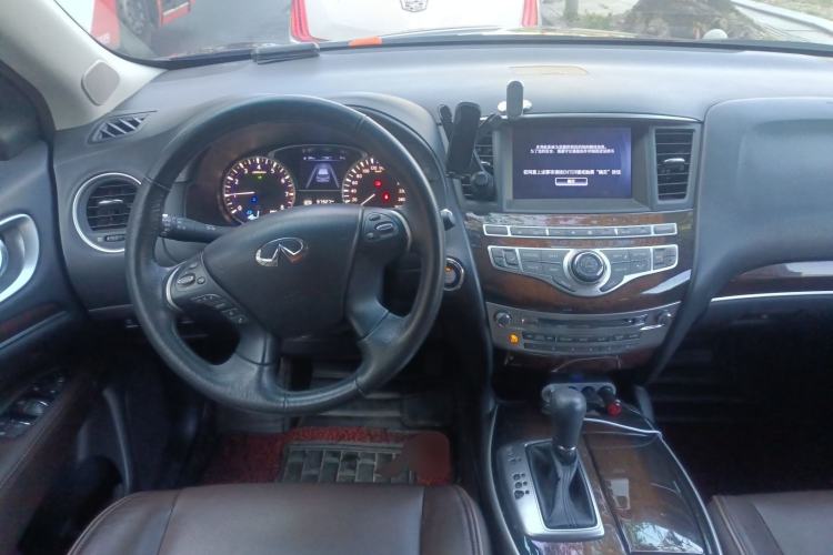 Used Infiniti QX60 2014 2.5 S/C Hybrid Two-Wheel Drive Excellence Edition Steering Wheel