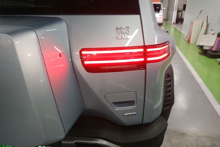 Used Formula Leopard Titanium 3 2025 501 km All-Wheel Drive Intelligent Driving Max Edition