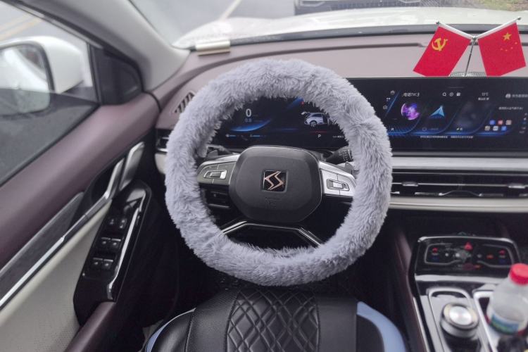 Used SOL QX 2021 300T DCT Prestige Smart Connectivity Version
