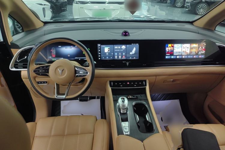 Used VOYAH Dream 2022 0-Emission Version Plus Intelligent Driving Package 475 km
