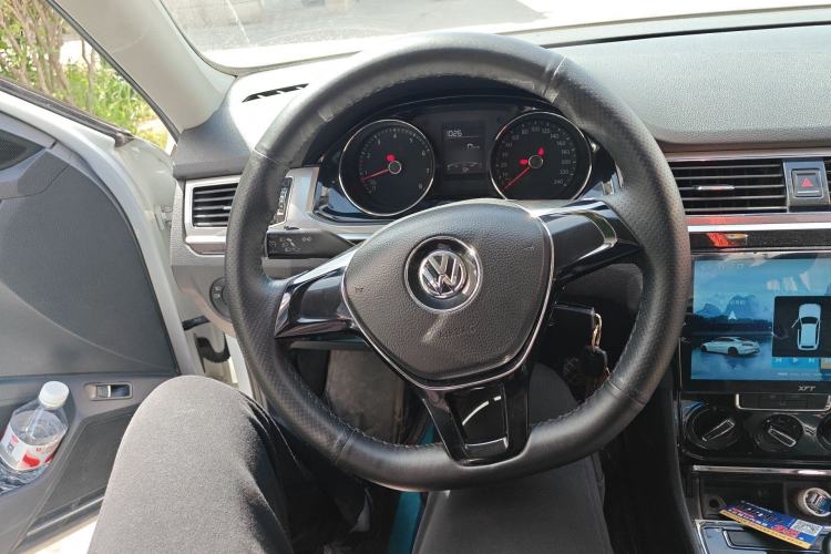 Used Volkswagen Bora 2016 1.6L Manual Comfort Model
