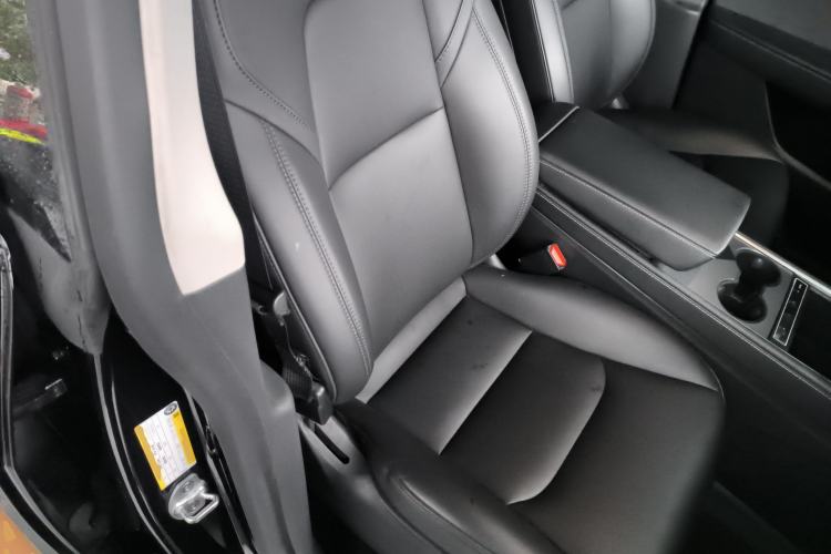 Used Tesla Model Y 2022 Rear-Wheel-Drive Version
