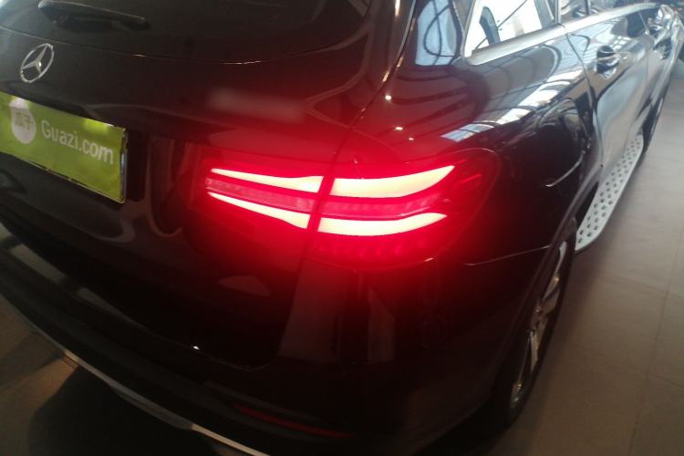 Used Mercedes-Benz GLC 2016 GLC 300 4MATIC Dynamic Model
