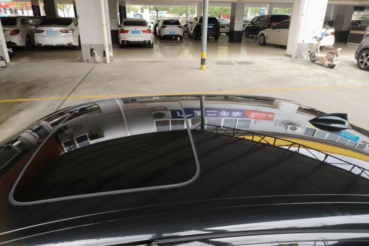 Used BMW 5 Series 2019 525Li M Sport Package Roof