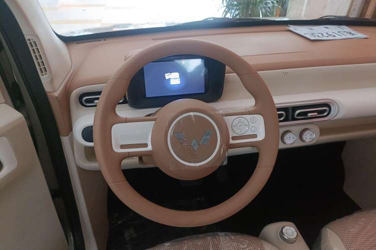 Used Wuling Hongguang MINIEV 2024 3rd Generation 215km Youth Edition