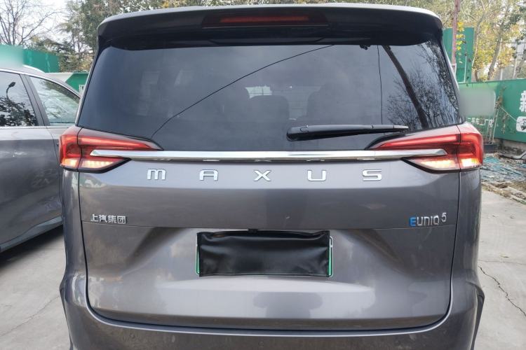 Used SAIC MAXUS EUNIQ 5 2020 Flagship Version with Large Battery 7 Seats